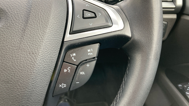 Ford Mondeo 2.0 Hybrid Titanium Edition 4dr Auto Hybrid Saloon